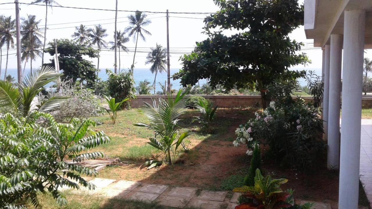 Masha Beach Inn Tangalle Esterno foto