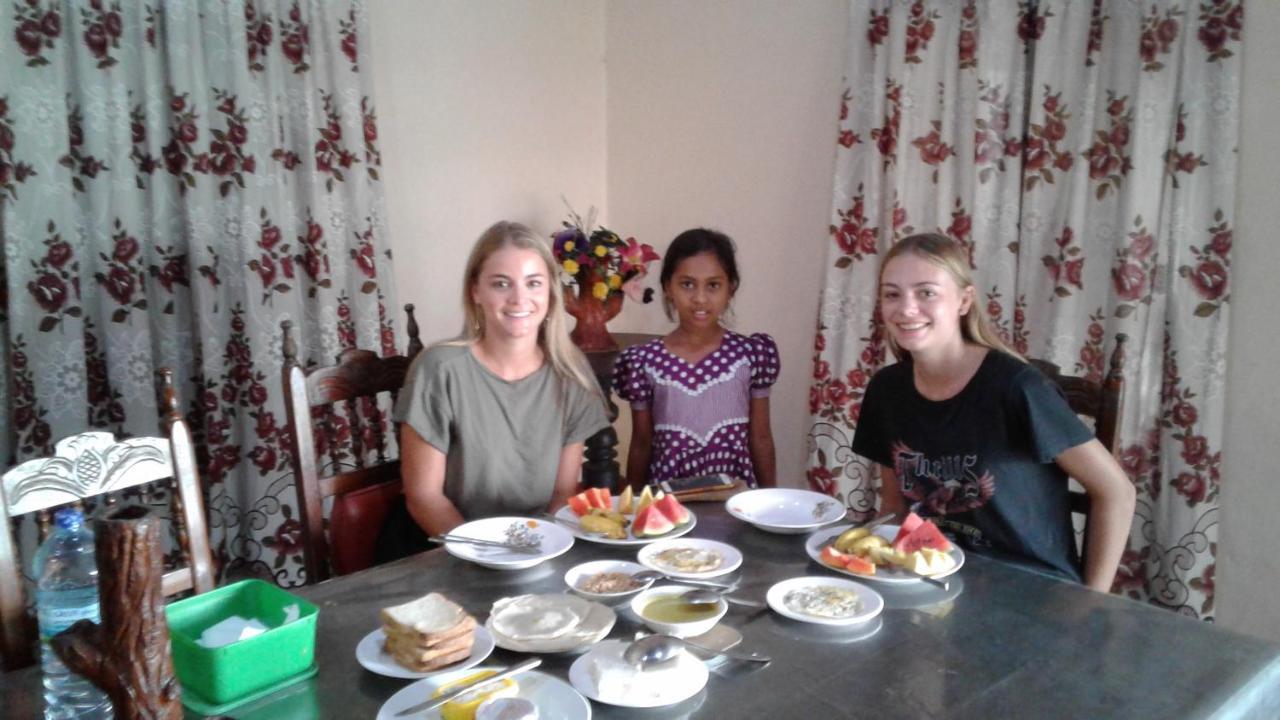 Masha Beach Inn Tangalle Esterno foto