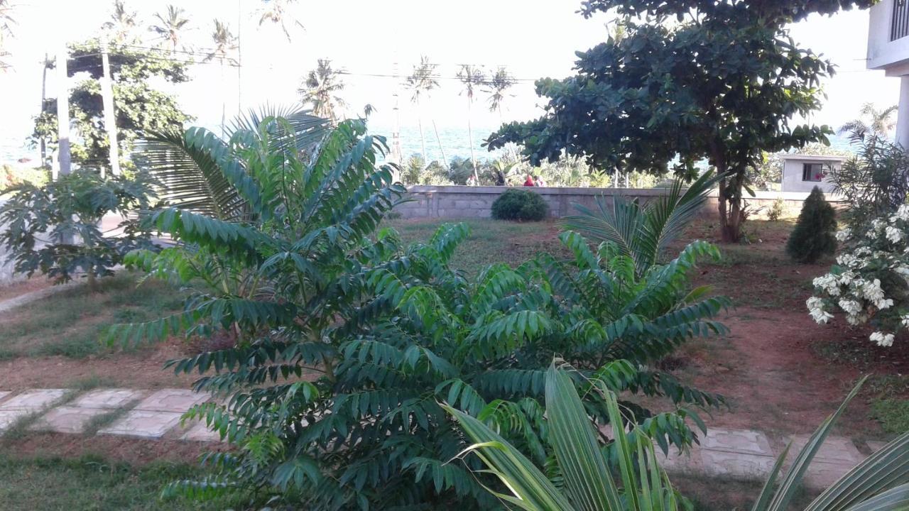 Masha Beach Inn Tangalle Esterno foto