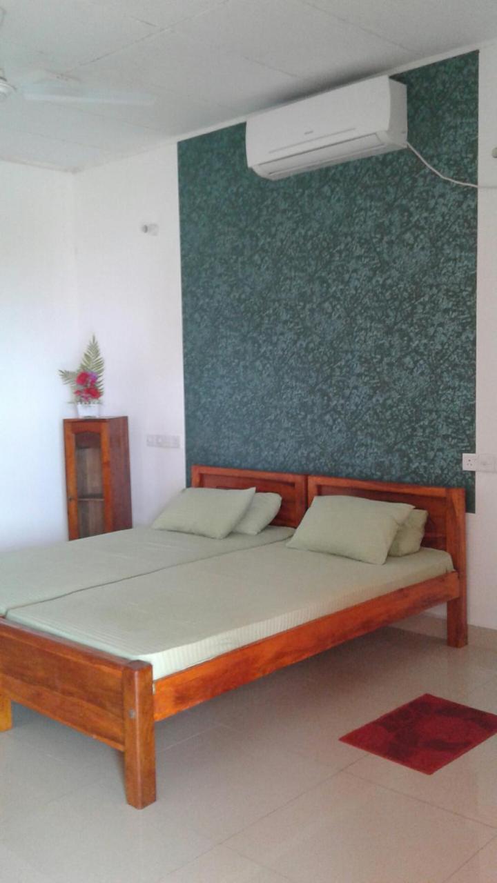 Masha Beach Inn Tangalle Esterno foto